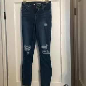 721 High Rise Skinny Jeans
